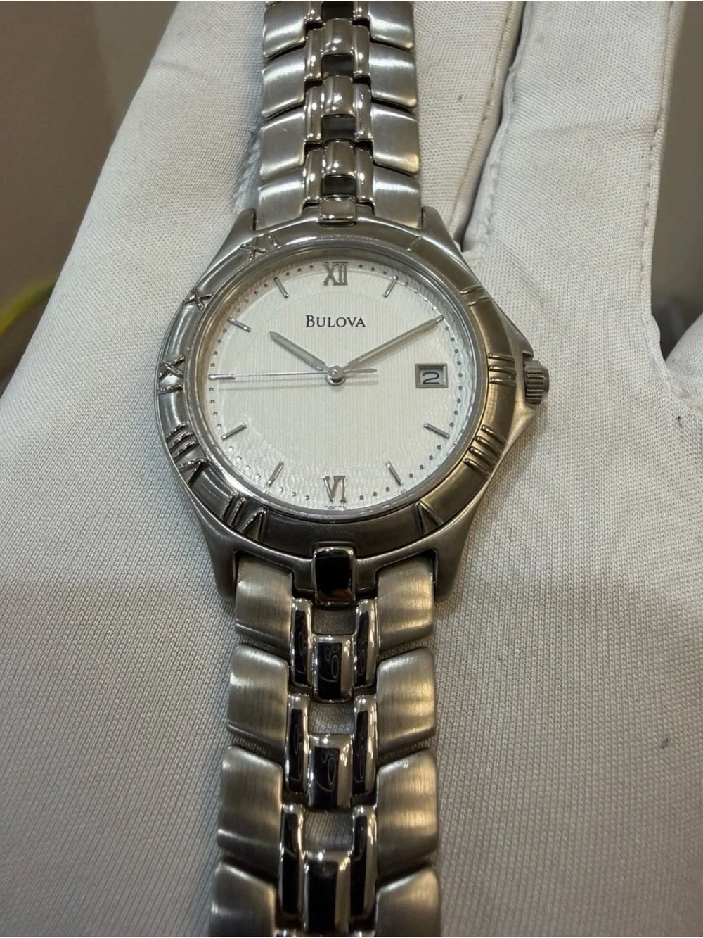 Bulova 96B21 Men's Watch Stainless Steel Silver White Pinstripe Roman Date New